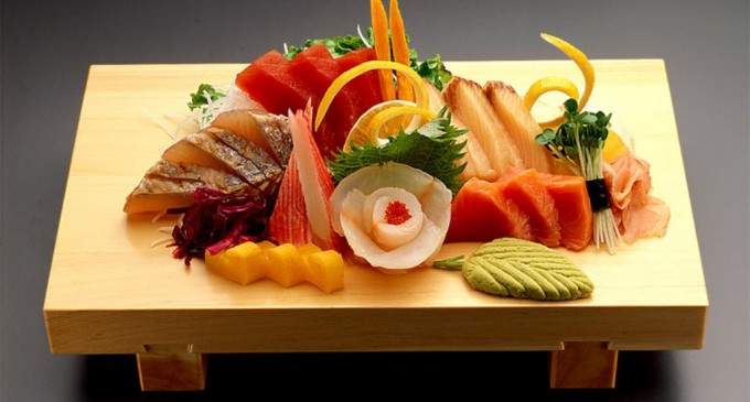 Thức ăn sống – những nguy hiểm bạn cần biết