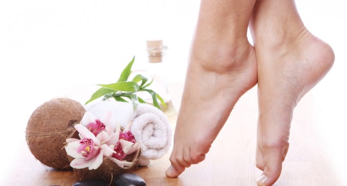 Mẹo hay trị nứt gót chân hiệu quả ngay tại nhà
