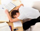 Thực phẩm giảm nhức mỏi mắt ngày hè