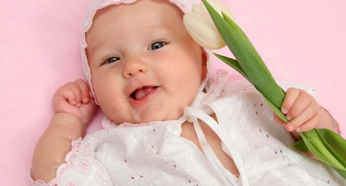 MẸ PHẢI LÀM GÌ KHI BÉ BỊ MUỖI ĐỐT?