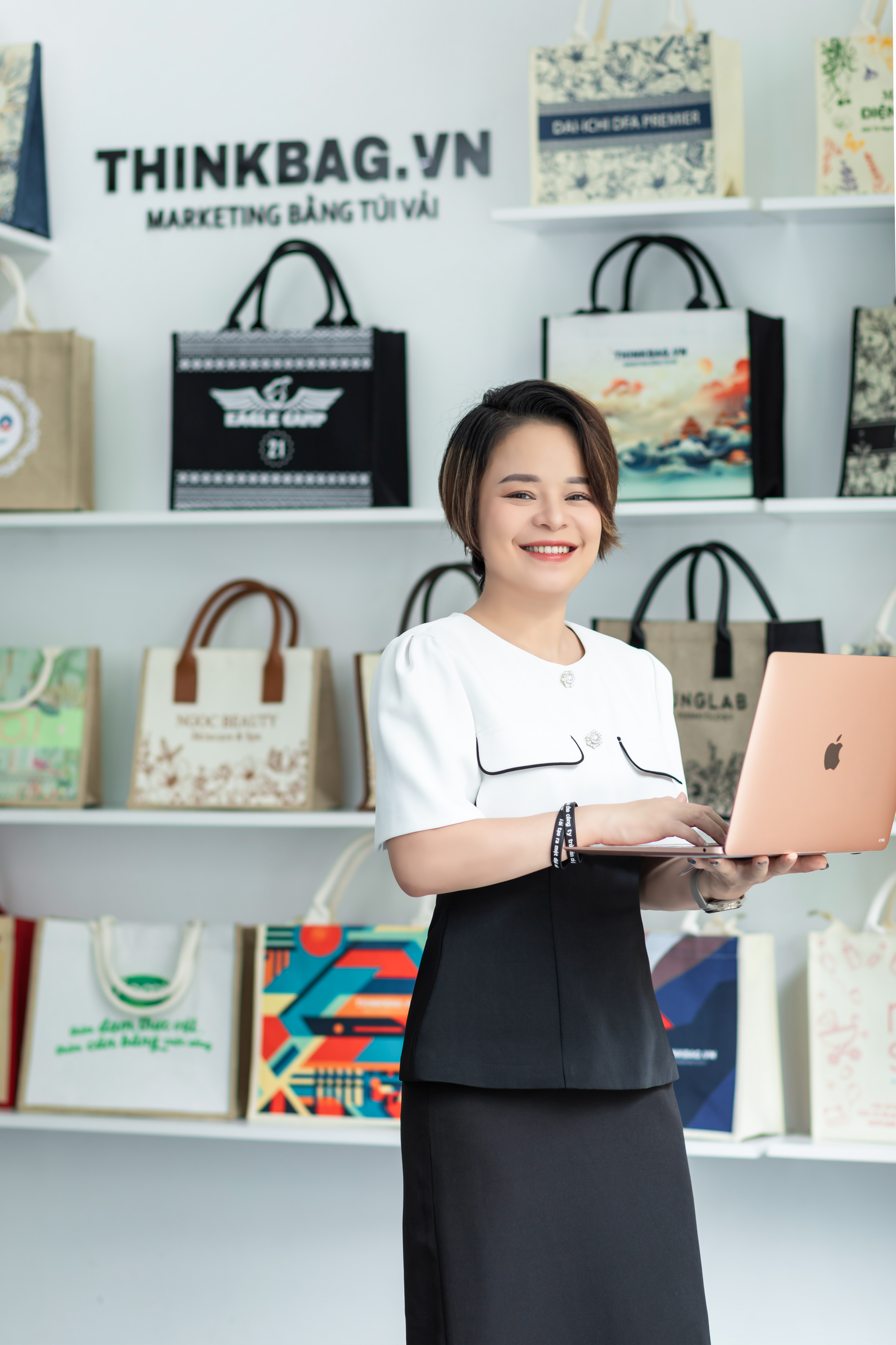 Trần Thị Trang chính thức sáng lập Thinkbag với sứ mệnh mang đến các sản phẩm quà tặng doanh nghiệp bền vững